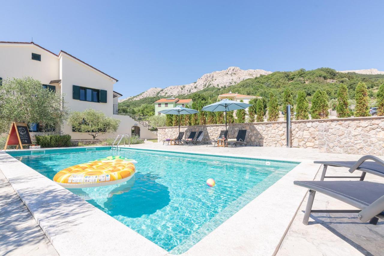 Apartments Garden Baska  Exterior photo