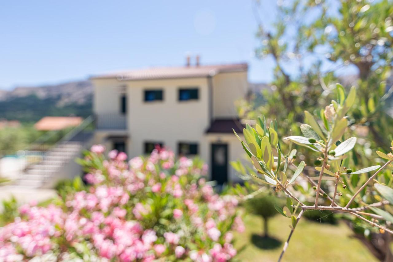 Apartments Garden Baska  Exterior photo