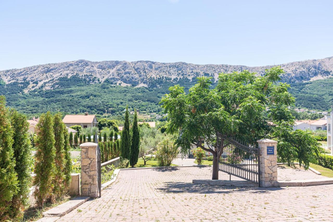 Apartments Garden Baska  Exterior photo